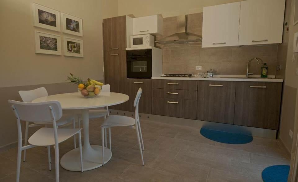 Casa Vacanze I Melograni Trevignano Romano Exterior photo